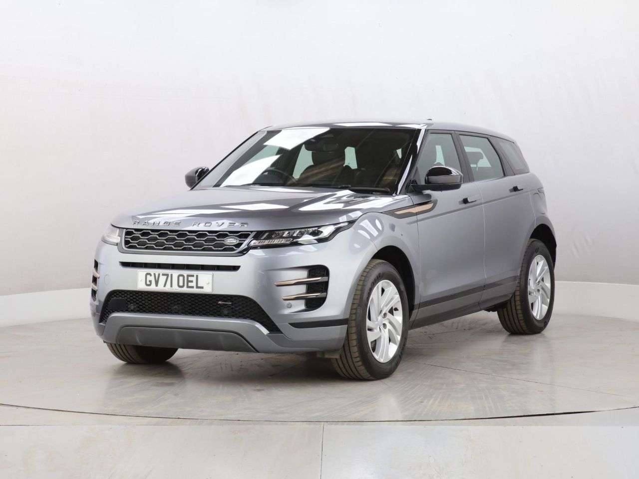 A 2022 LAND ROVER RANGE ROVER EVOQUE 1.5 P300e 12.2kWh R-Dynamic S SUV 5dr Petrol Plug-in Hybrid Auto 4WD Euro 6 A 2022 LAND ROVER RANGE ROVER EVOQUE 1.5 P300e 12.2kWh R-Dynamic S SUV 5dr Petrol Plug-in Hybrid Auto 4WD Euro 6