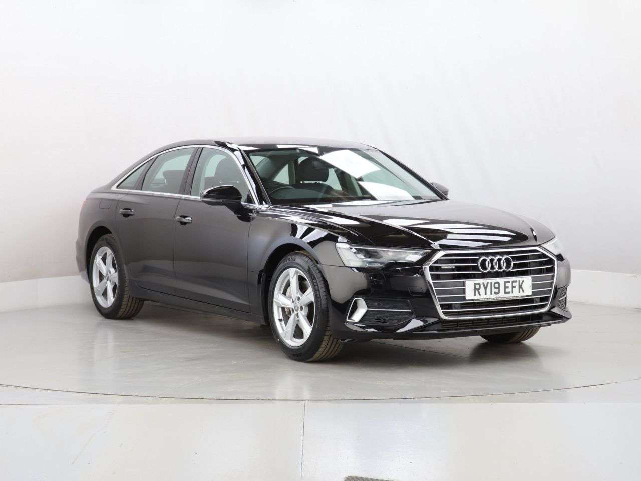 A 2019 AUDI A6 SALOON 2.0 TFSI 45 Sport Saloon 4dr Petrol S Tronic quattro Euro 6 (s/s) (245 ps) A 2019 AUDI A6 SALOON 2.0 TFSI 45 Sport Saloon 4dr Petrol S Tronic quattro Euro 6 (s/s) (245 ps)