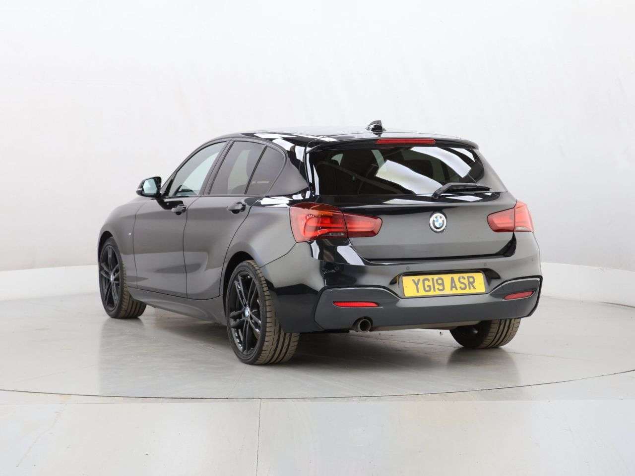 2019 BMW 1 SERIES 2019 BMW 1 SERIES
