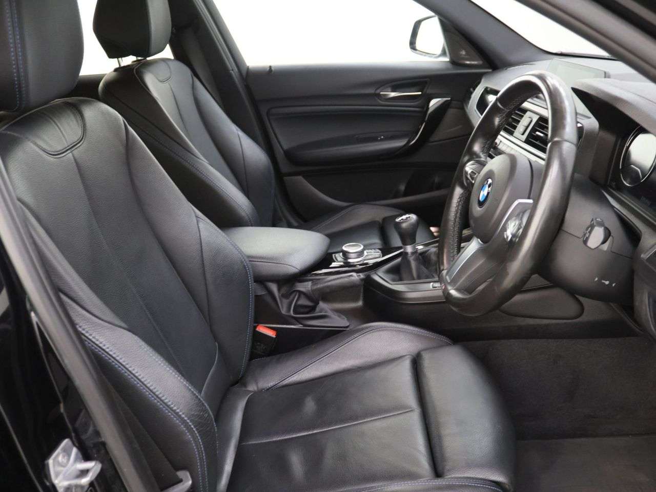 2019 BMW 1 SERIES 2019 BMW 1 SERIES