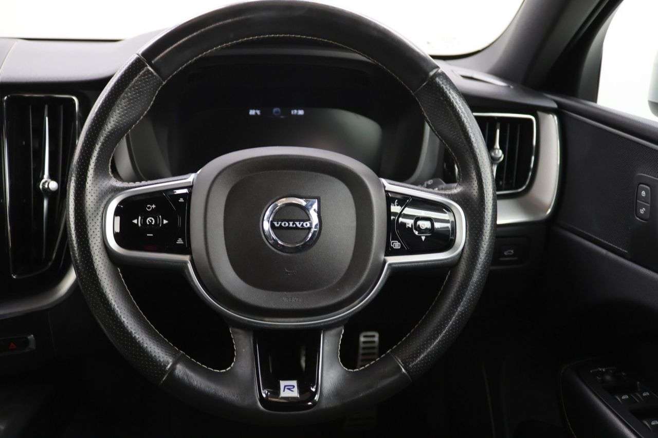 2018 VOLVO XC60 2018 VOLVO XC60