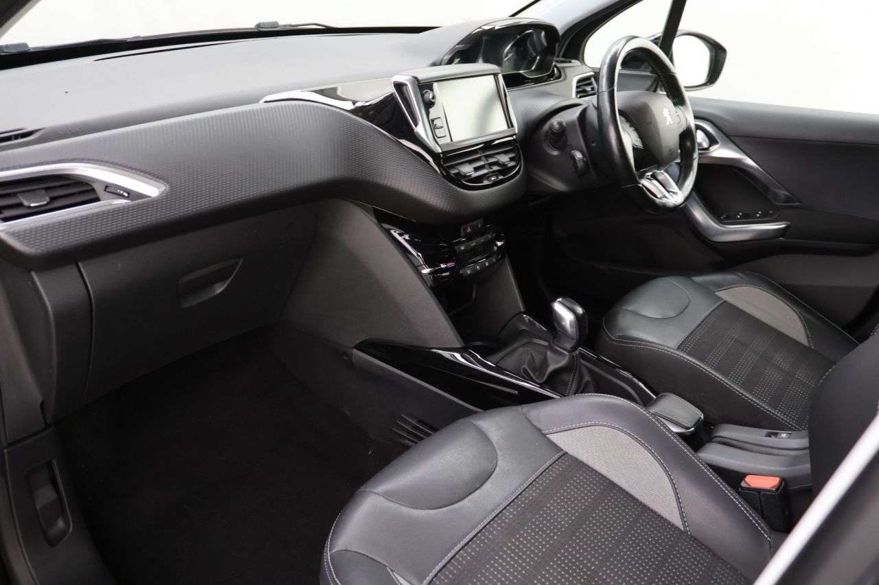 2019 PEUGEOT 2008 2019 PEUGEOT 2008