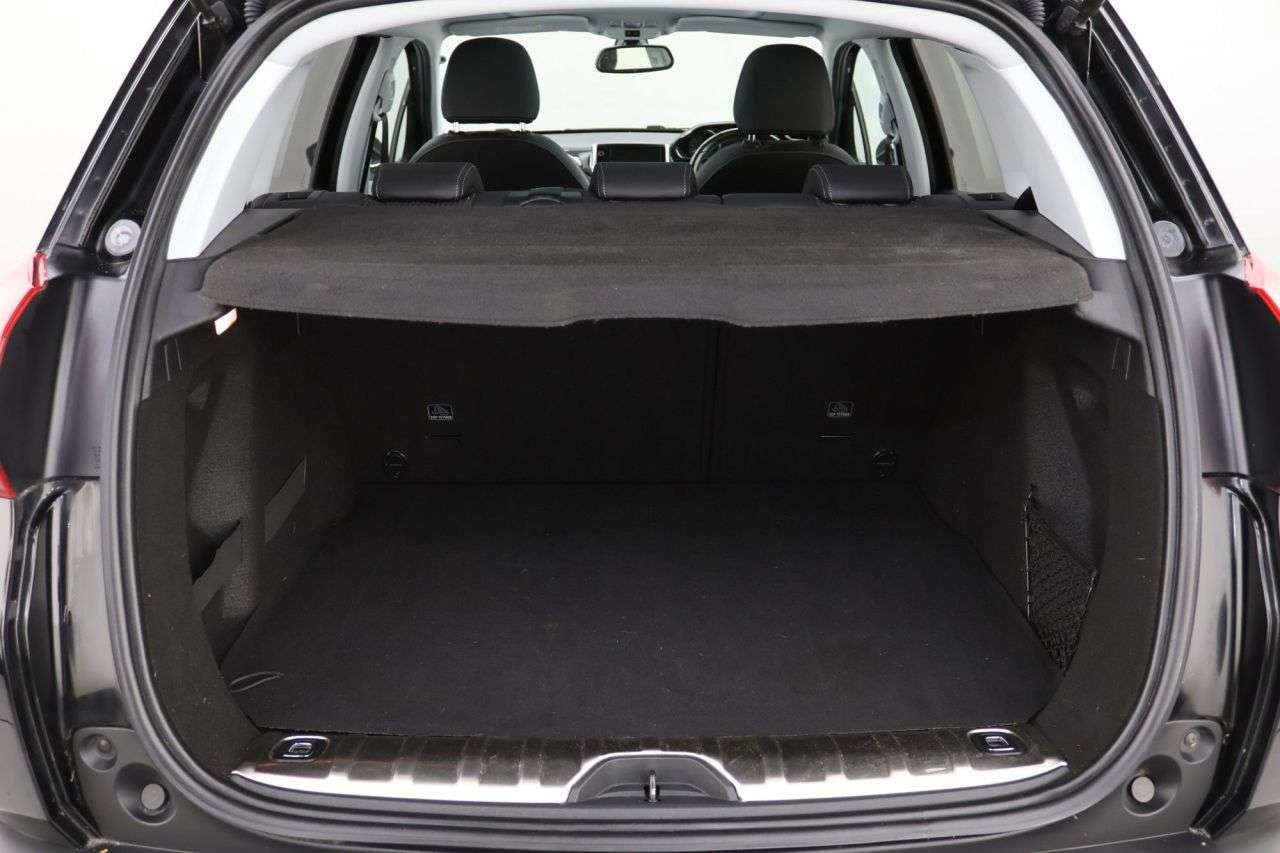2019 PEUGEOT 2008 2019 PEUGEOT 2008