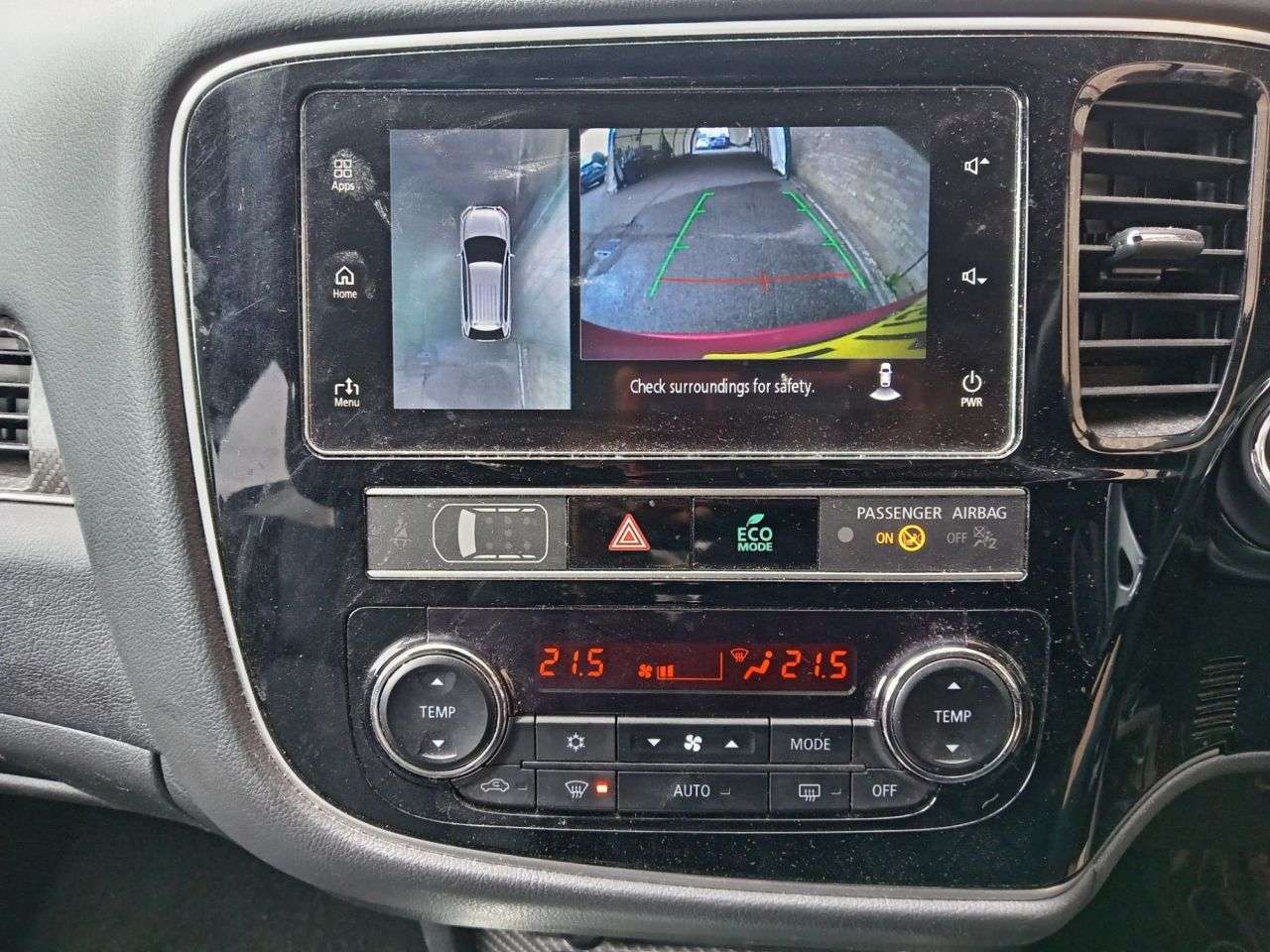 A 2019 MITSUBISHI OUTLANDER 2.4h TwinMotor 13.8kWh 4h SUV 5dr Petrol Plug-in Hybrid CVT 4WD Euro 6 (s/s A 2019 MITSUBISHI OUTLANDER 2.4h TwinMotor 13.8kWh 4h SUV 5dr Petrol Plug-in Hybrid CVT 4WD Euro 6 (s/s