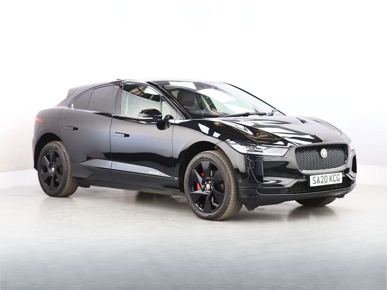 A 2020 JAGUAR I-PACE 400 90kWh SE SUV 5dr Electric Auto 4WD (400 ps) A 2020 JAGUAR I-PACE 400 90kWh SE SUV 5dr Electric Auto 4WD (400 ps)