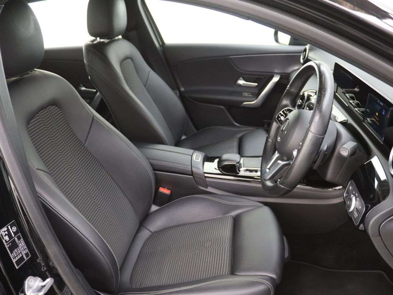 2018 MERCEDES-BENZ A CLASS 2018 MERCEDES-BENZ A CLASS