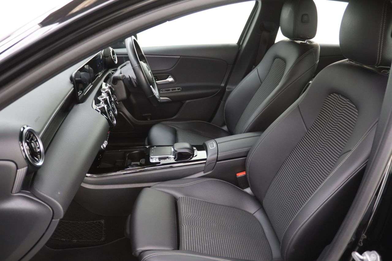 2018 MERCEDES-BENZ A CLASS 2018 MERCEDES-BENZ A CLASS