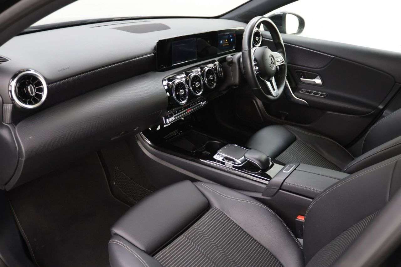 2018 MERCEDES-BENZ A CLASS 2018 MERCEDES-BENZ A CLASS