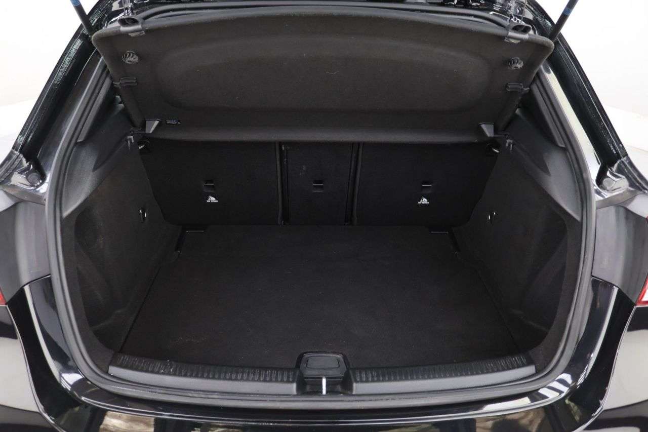 2018 MERCEDES-BENZ A CLASS 2018 MERCEDES-BENZ A CLASS