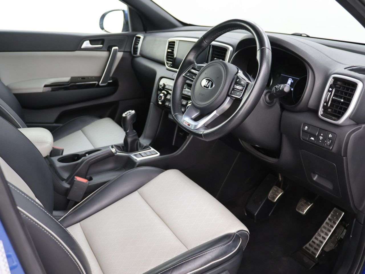 2021 KIA SPORTAGE 2021 KIA SPORTAGE