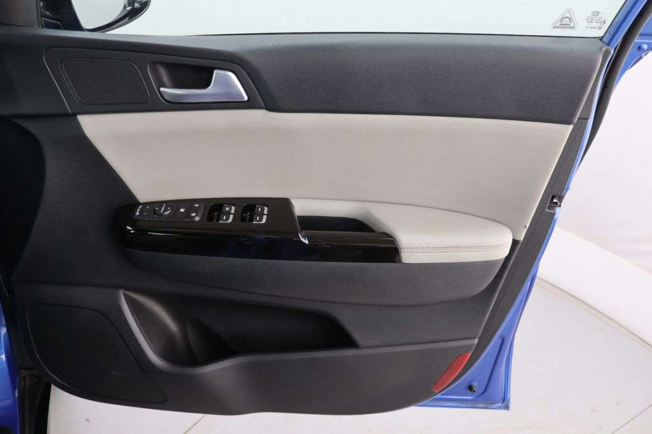 2021 KIA SPORTAGE 2021 KIA SPORTAGE
