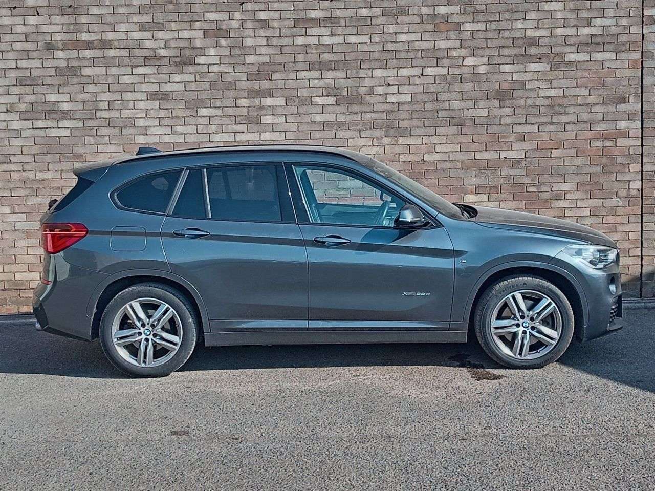 A 2018 BMW X1 2.0 20d M Sport SUV 5dr Diesel Auto xDrive Euro 6 (s/s) (190 ps) A 2018 BMW X1 2.0 20d M Sport SUV 5dr Diesel Auto xDrive Euro 6 (s/s) (190 ps)