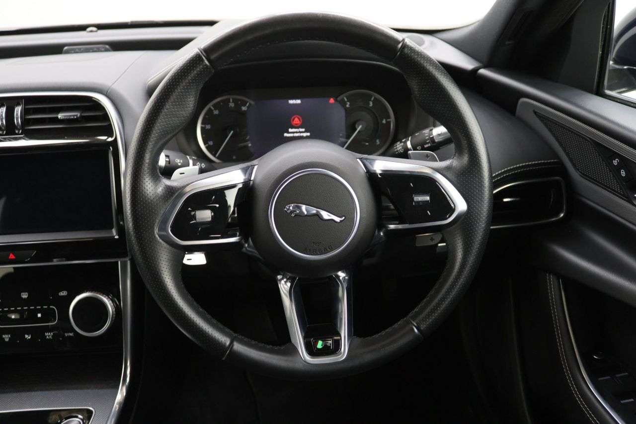 2020 JAGUAR XE 2020 JAGUAR XE