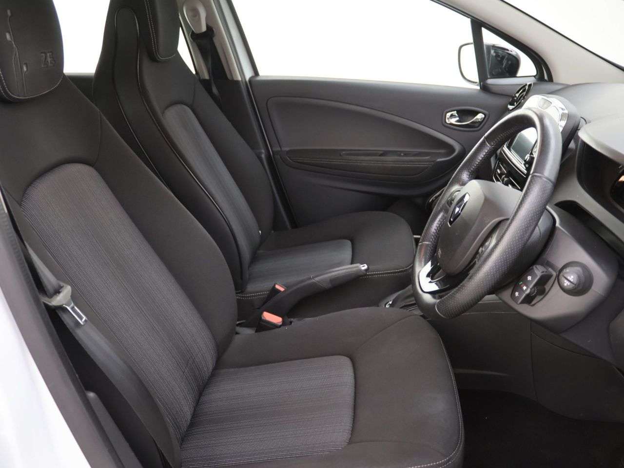 2017 RENAULT ZOE 2017 RENAULT ZOE