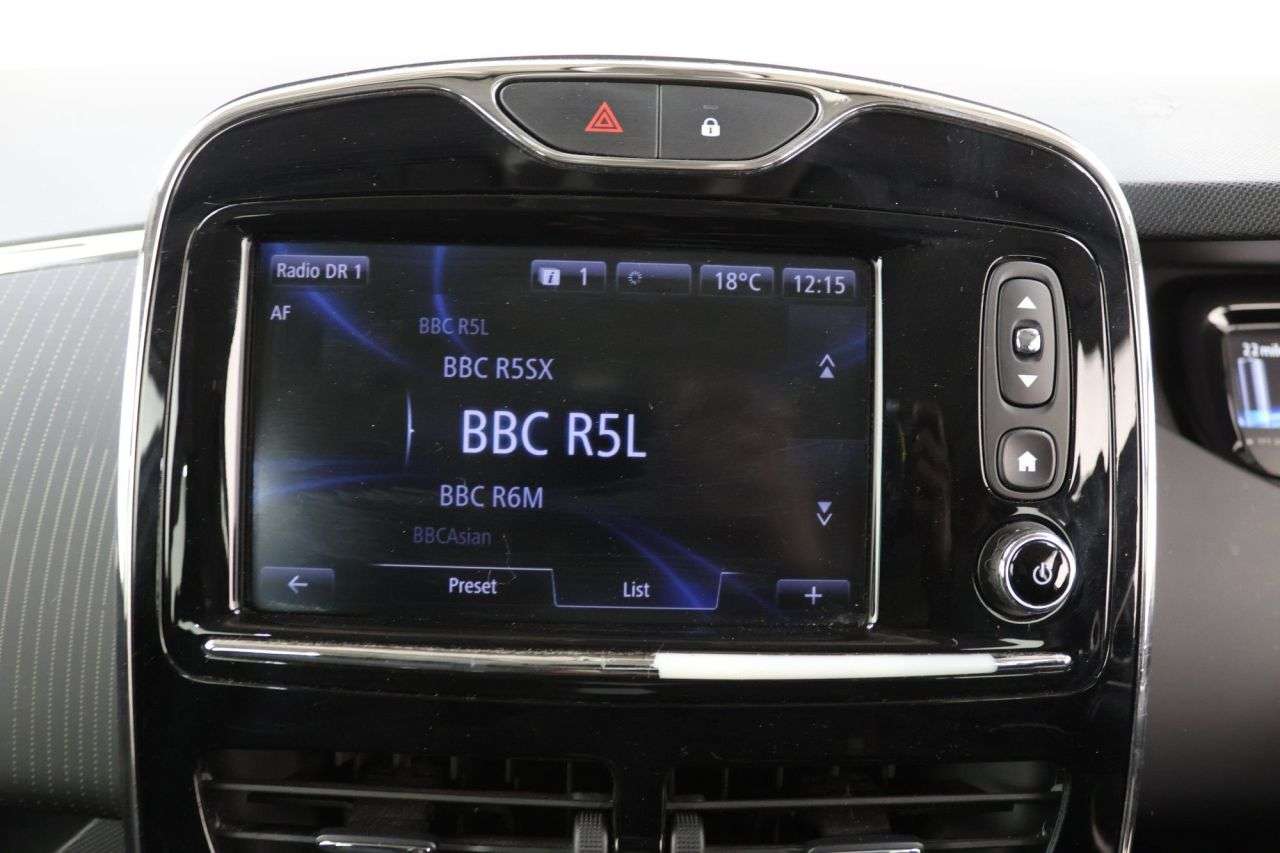 2017 RENAULT ZOE 2017 RENAULT ZOE