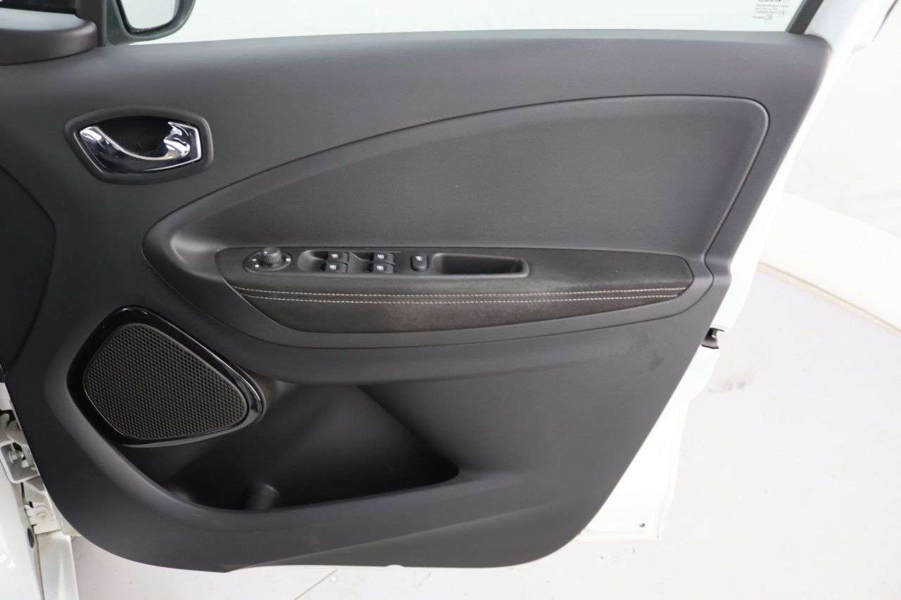 2017 RENAULT ZOE 2017 RENAULT ZOE