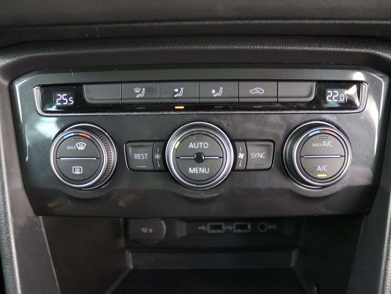 2019 VOLKSWAGEN TIGUAN 2019 VOLKSWAGEN TIGUAN