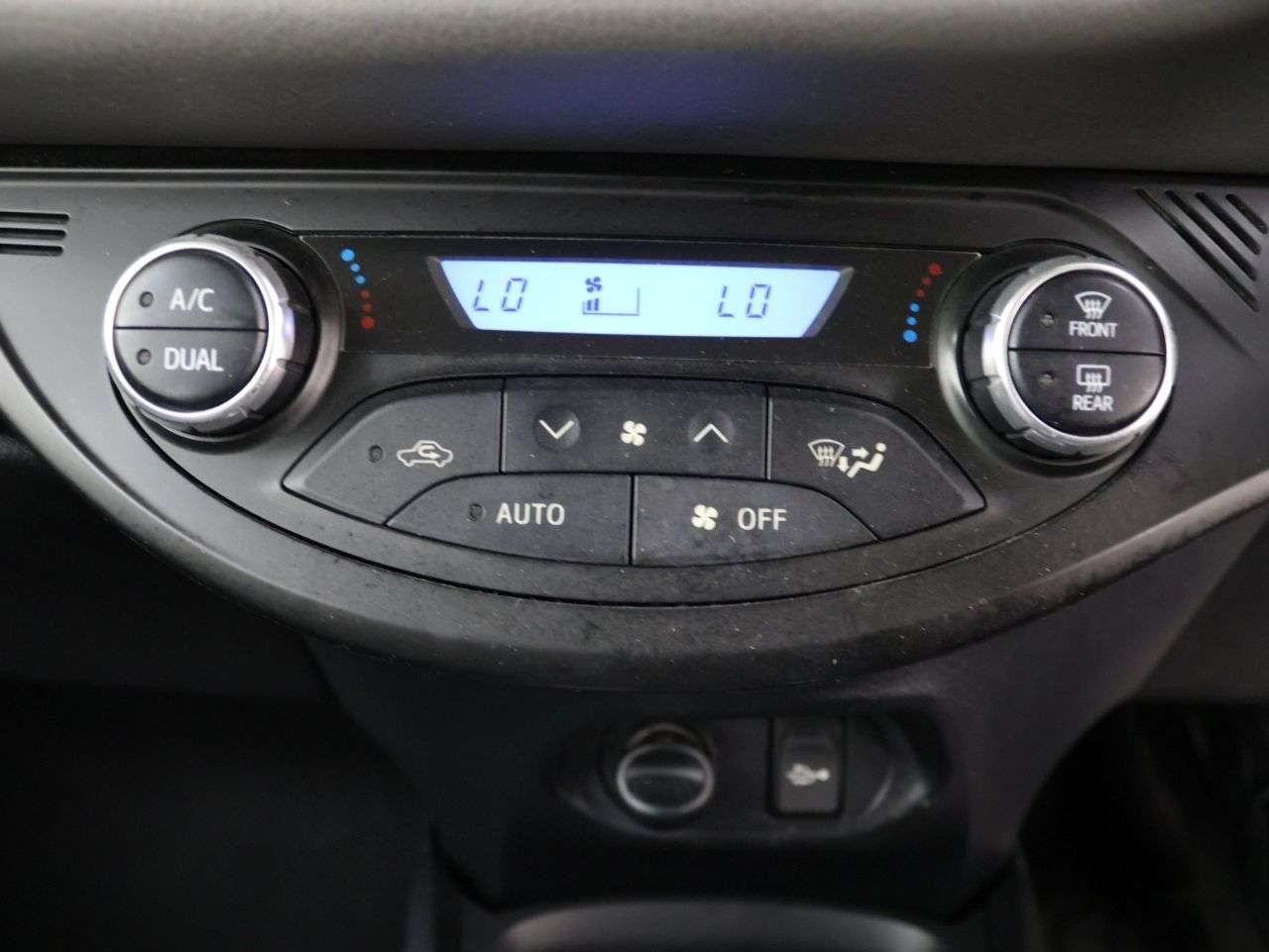 2019 TOYOTA YARIS 2019 TOYOTA YARIS