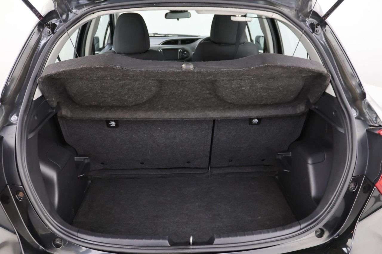 2019 TOYOTA YARIS 2019 TOYOTA YARIS