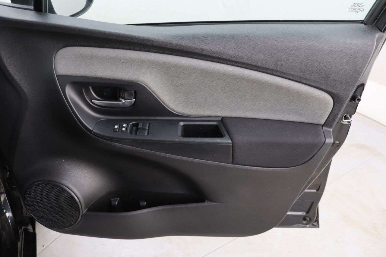 2019 TOYOTA YARIS 2019 TOYOTA YARIS