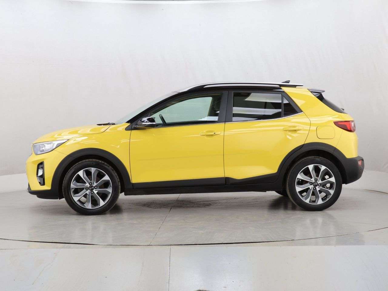 2018 KIA STONIC 2018 KIA STONIC