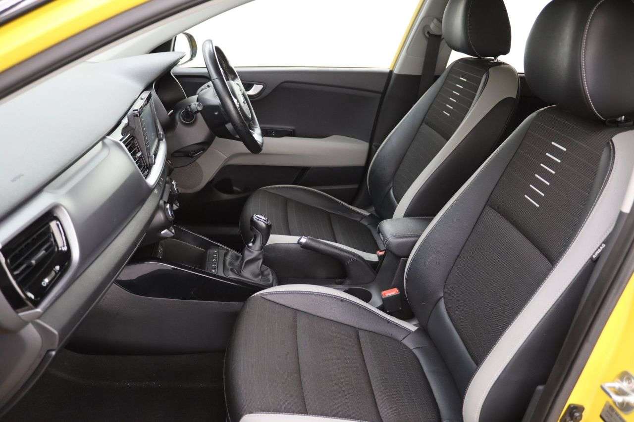 2018 KIA STONIC 2018 KIA STONIC