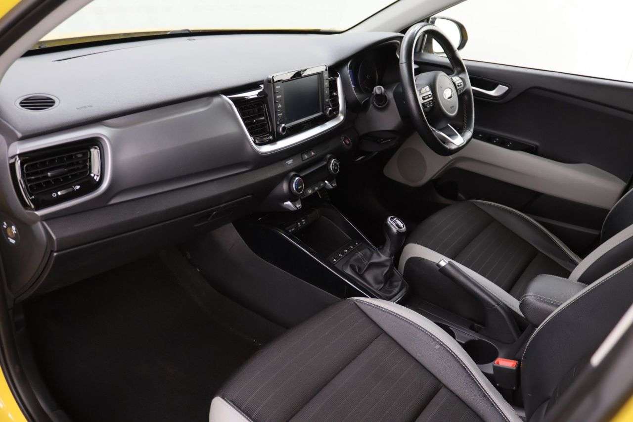 2018 KIA STONIC 2018 KIA STONIC
