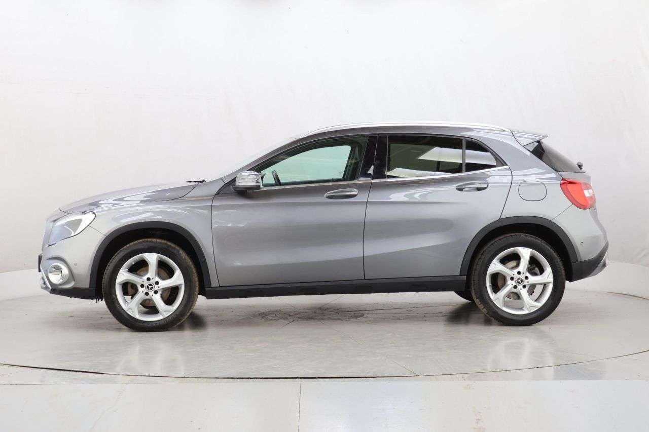 2019 MERCEDES-BENZ GLA CLASS 2019 MERCEDES-BENZ GLA CLASS