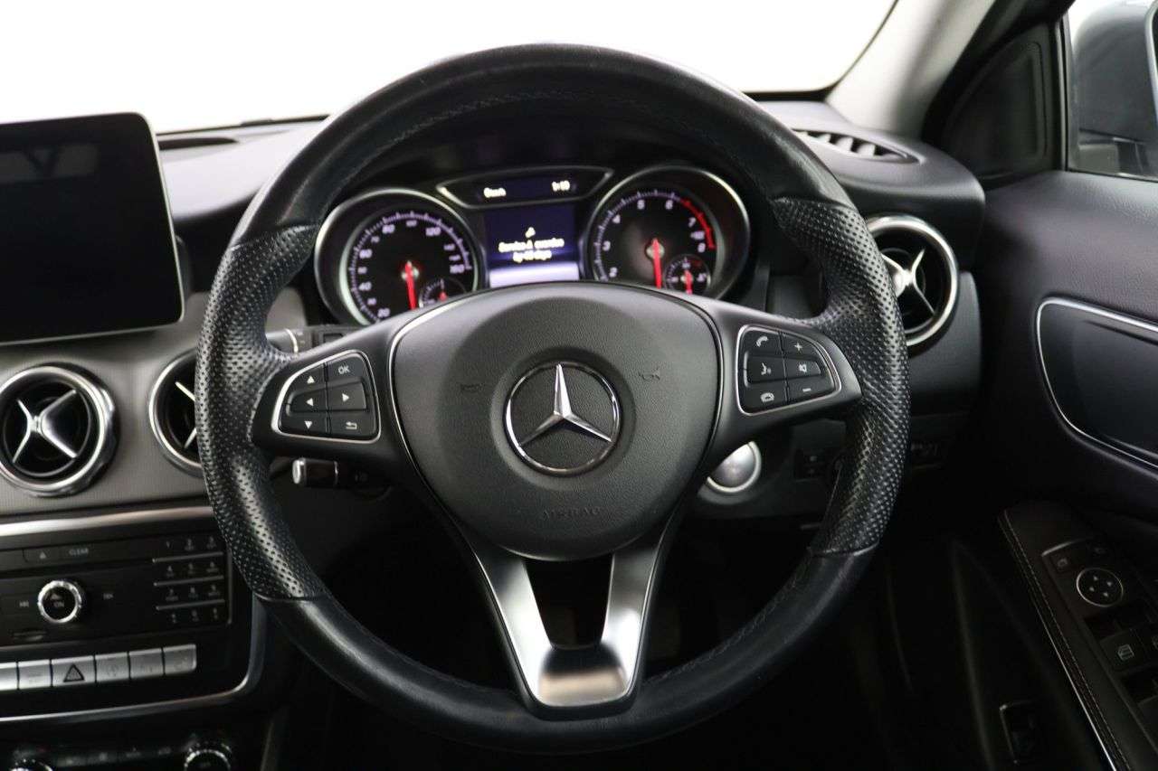 2019 MERCEDES-BENZ GLA CLASS 2019 MERCEDES-BENZ GLA CLASS