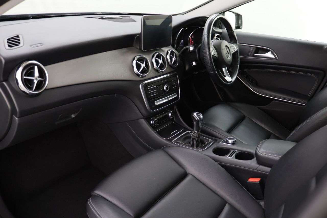 2019 MERCEDES-BENZ GLA CLASS 2019 MERCEDES-BENZ GLA CLASS