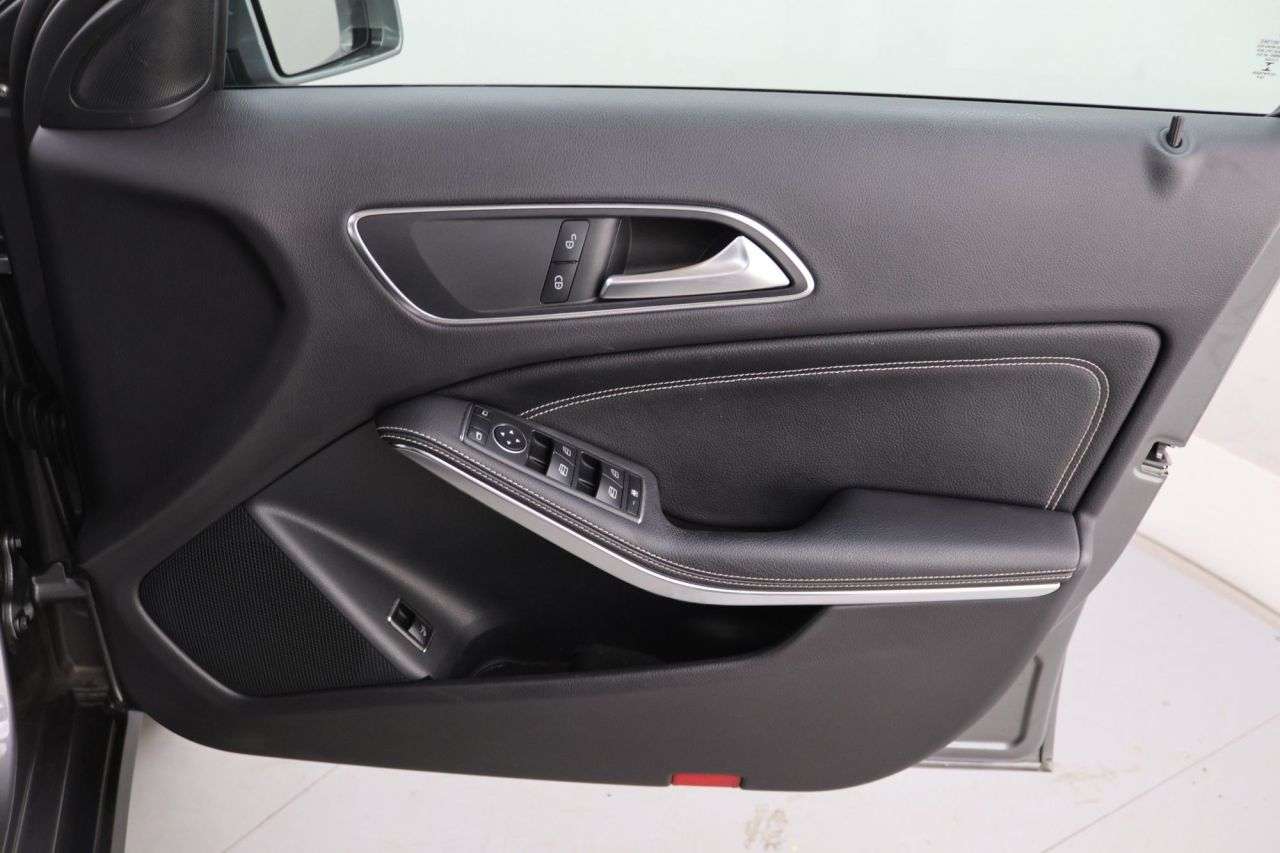 2019 MERCEDES-BENZ GLA CLASS 2019 MERCEDES-BENZ GLA CLASS