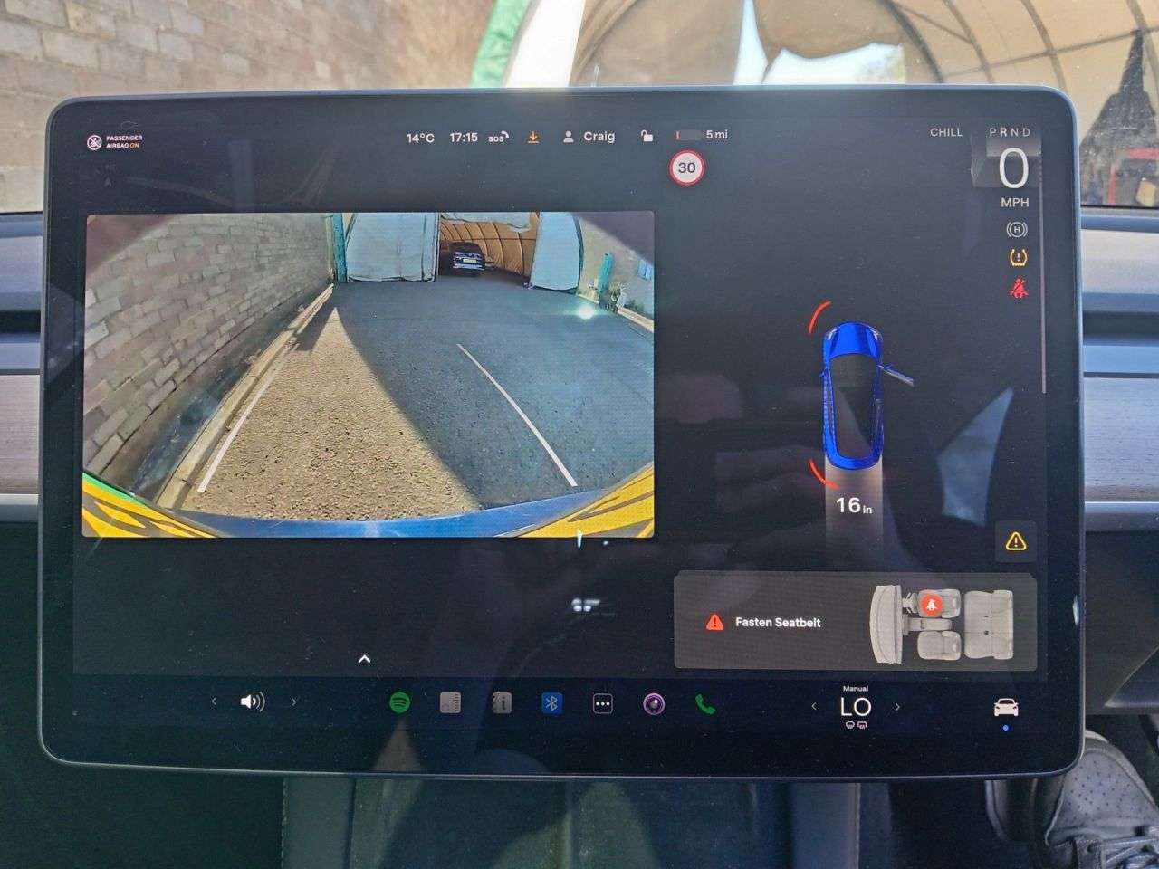 A 2021 TESLA MODEL 3 (Dual Motor) Long Range Saloon 4dr Electric Auto 4WDE (346 ps) A 2021 TESLA MODEL 3 (Dual Motor) Long Range Saloon 4dr Electric Auto 4WDE (346 ps)