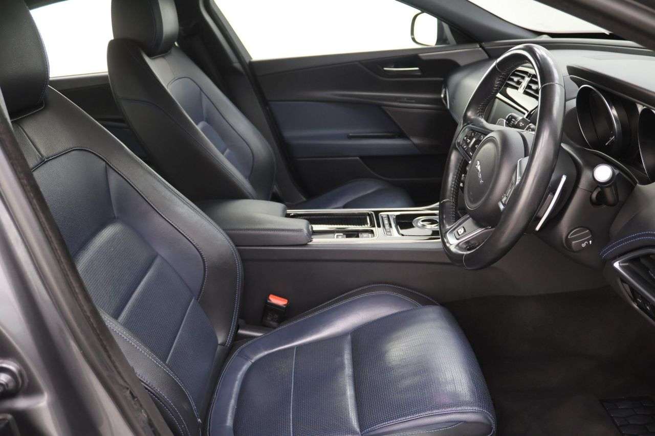 2018 JAGUAR XE 2018 JAGUAR XE