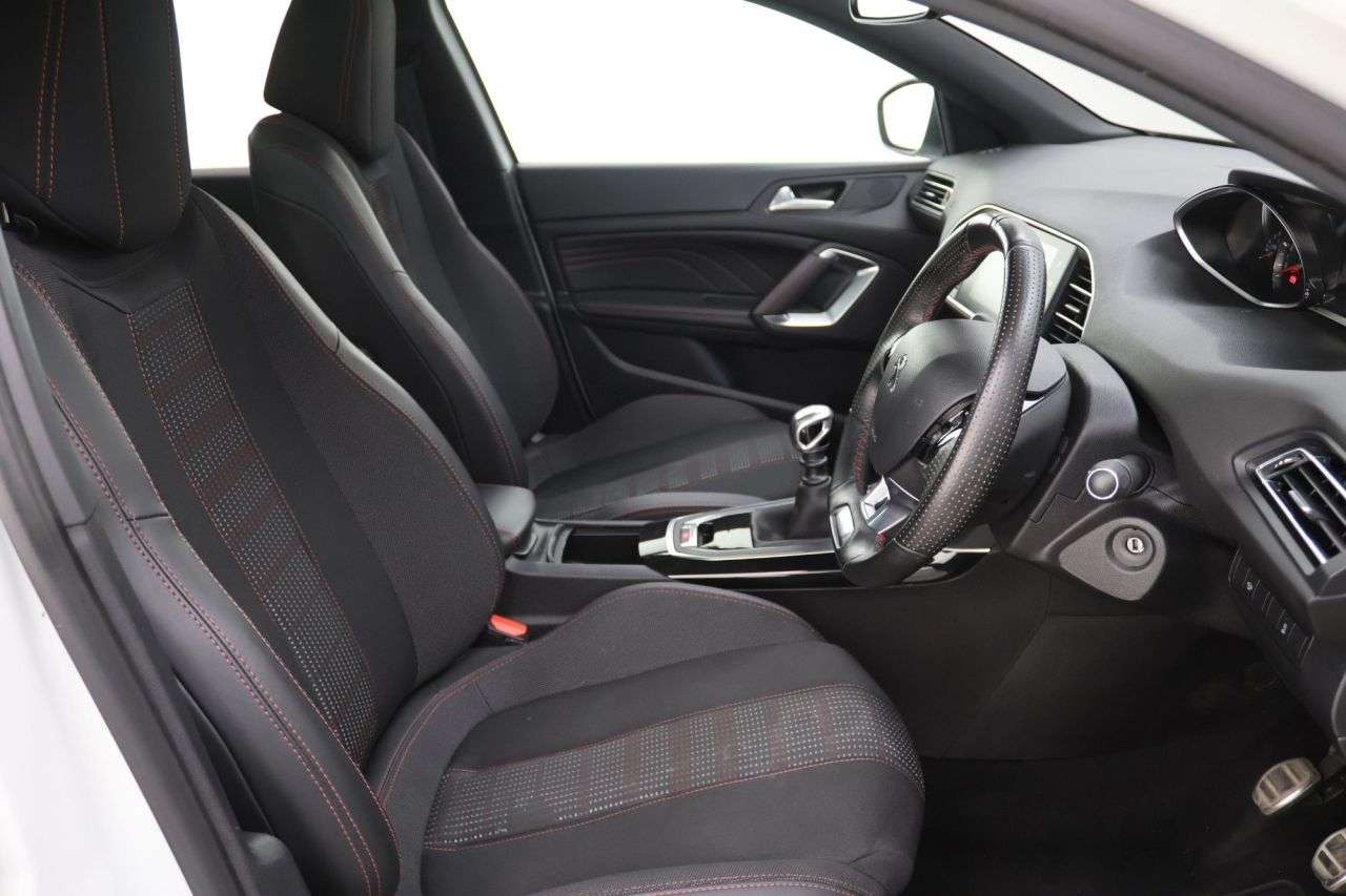 2018 PEUGEOT 308 SW 2018 PEUGEOT 308 SW