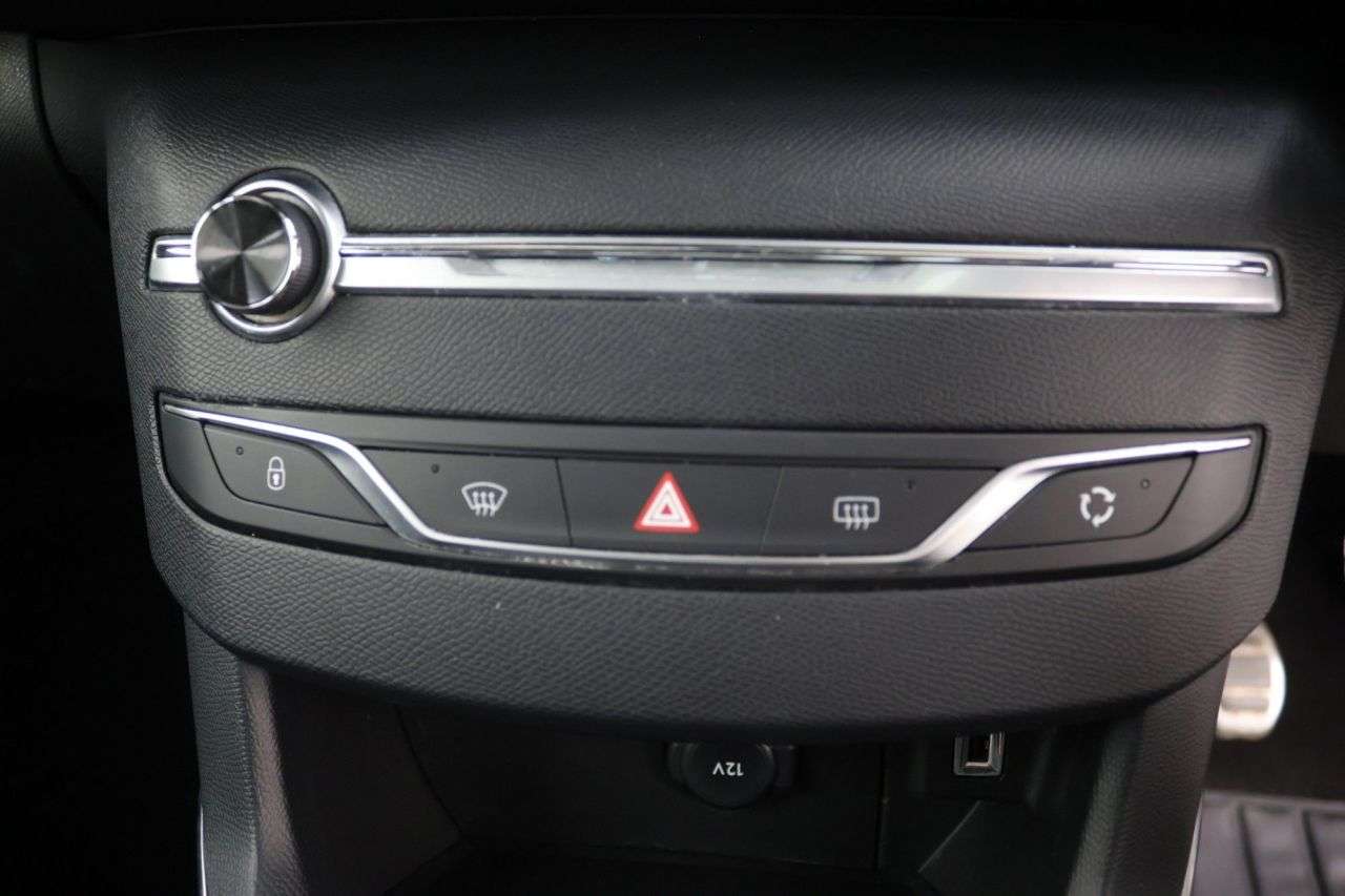 2018 PEUGEOT 308 SW 2018 PEUGEOT 308 SW