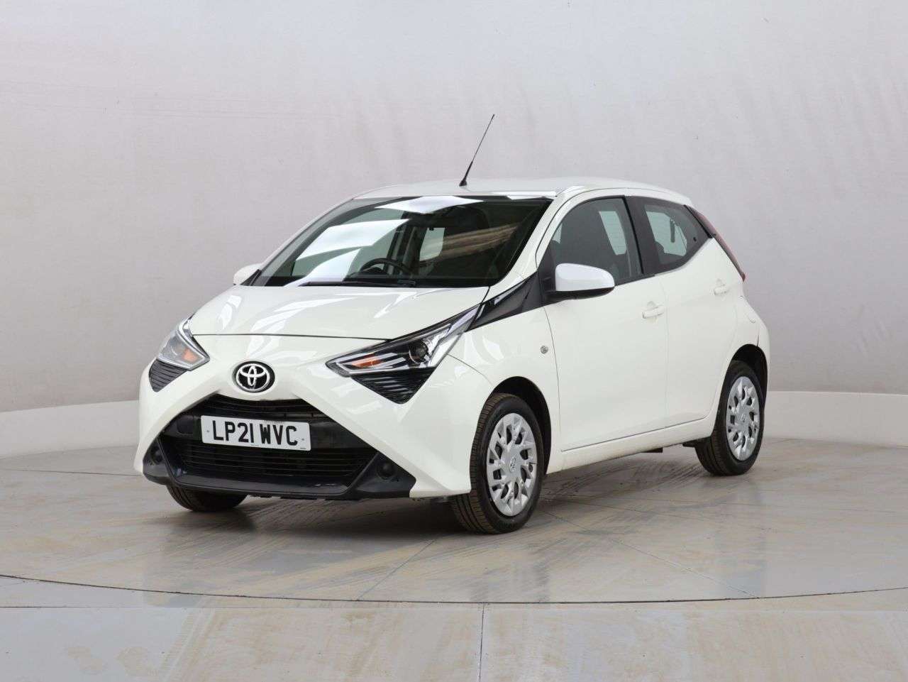 2021 TOYOTA AYGO 2021 TOYOTA AYGO