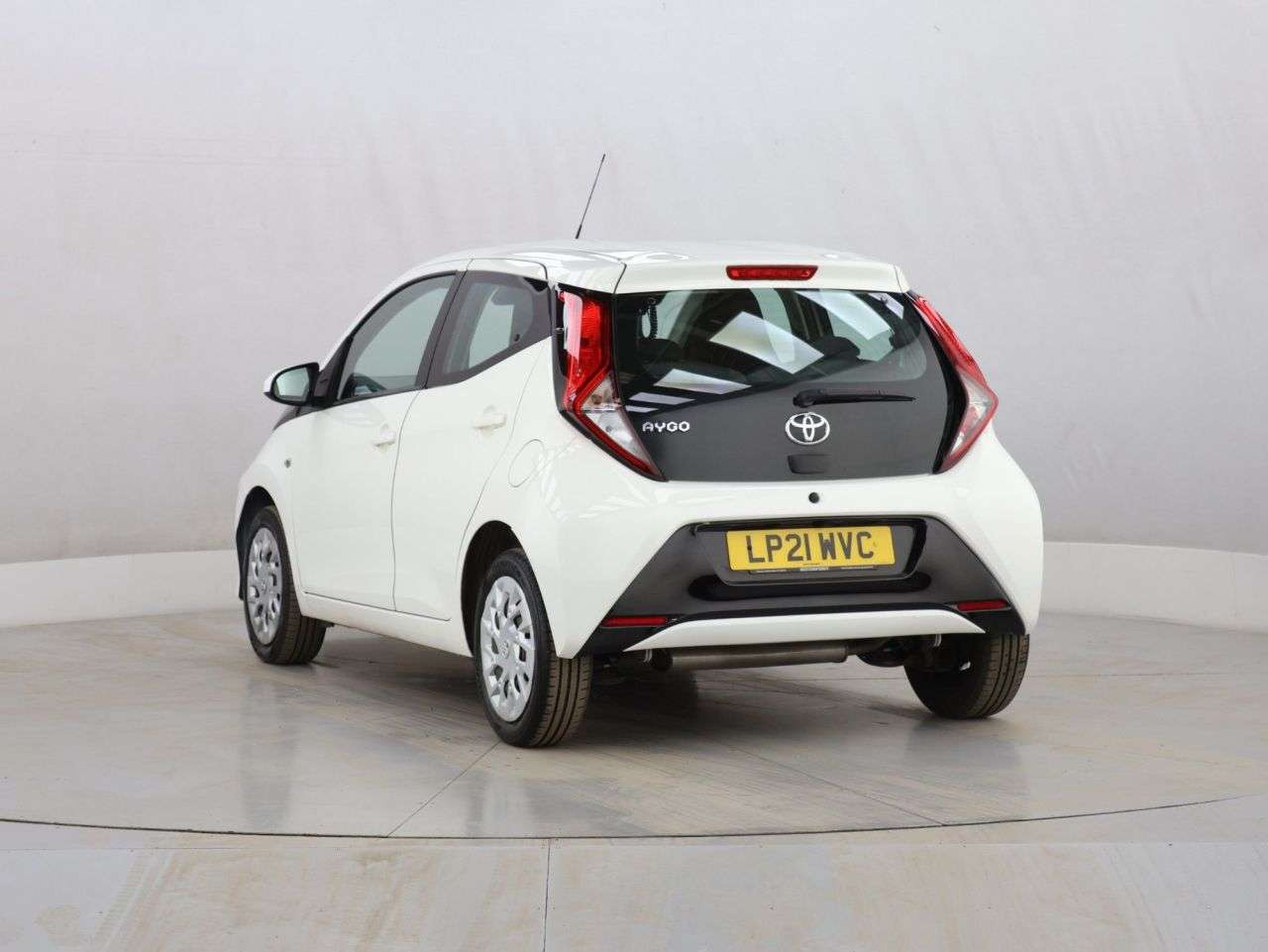 2021 TOYOTA AYGO 2021 TOYOTA AYGO