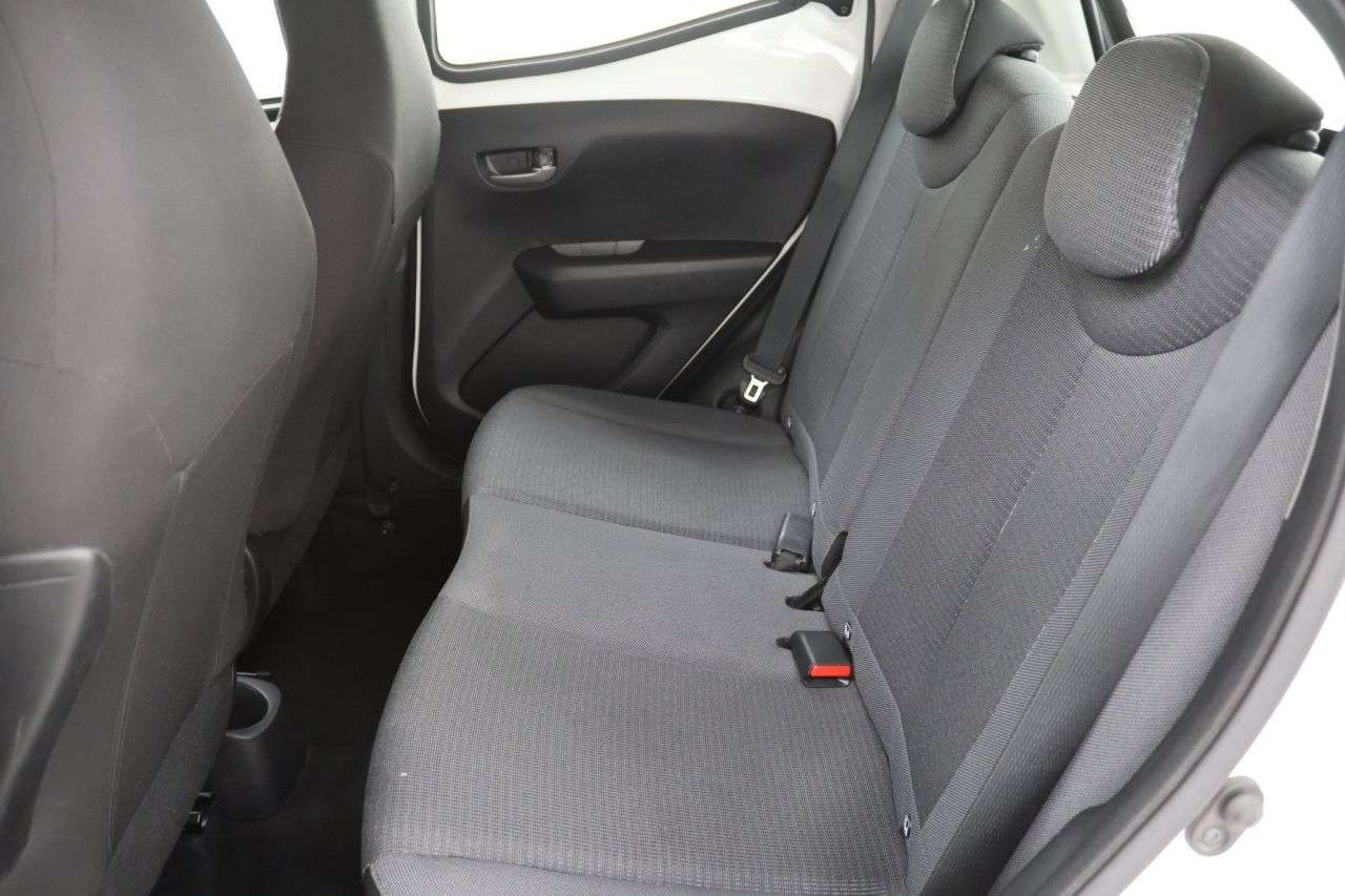 2021 TOYOTA AYGO 2021 TOYOTA AYGO