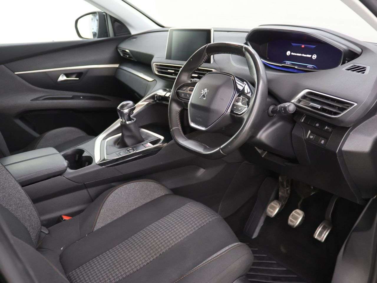 2023 PEUGEOT 5008 2023 PEUGEOT 5008