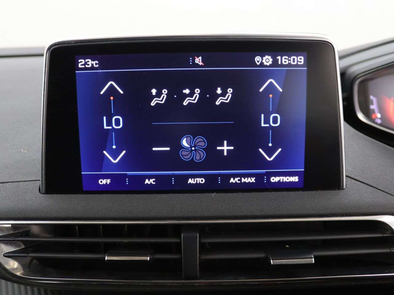 2023 PEUGEOT 5008 2023 PEUGEOT 5008