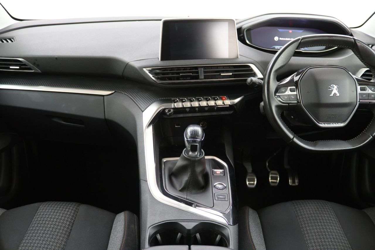 2023 PEUGEOT 5008 2023 PEUGEOT 5008