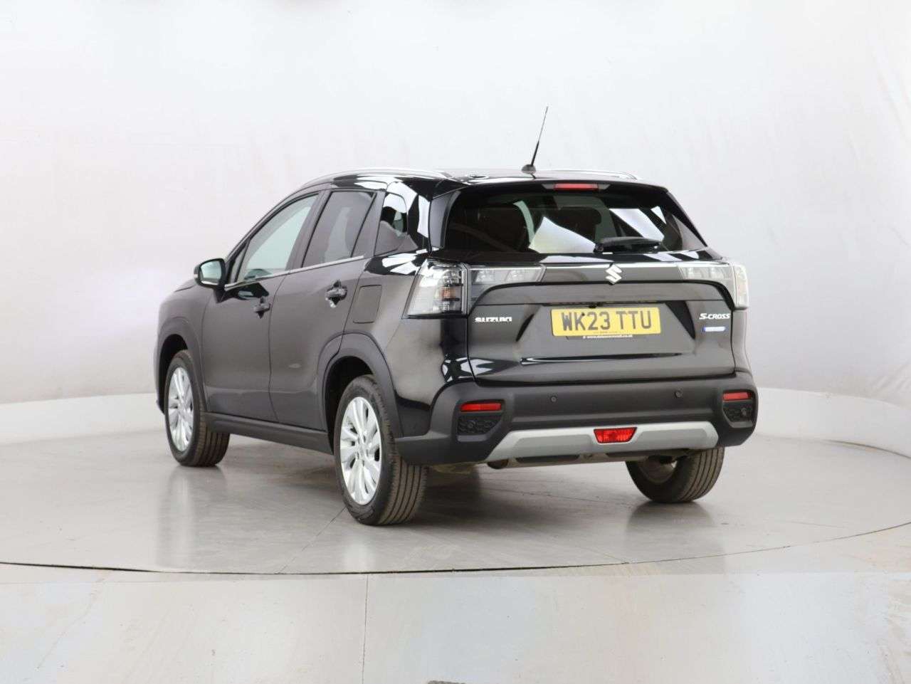 2023 SUZUKI S-CROSS 2023 SUZUKI S-CROSS