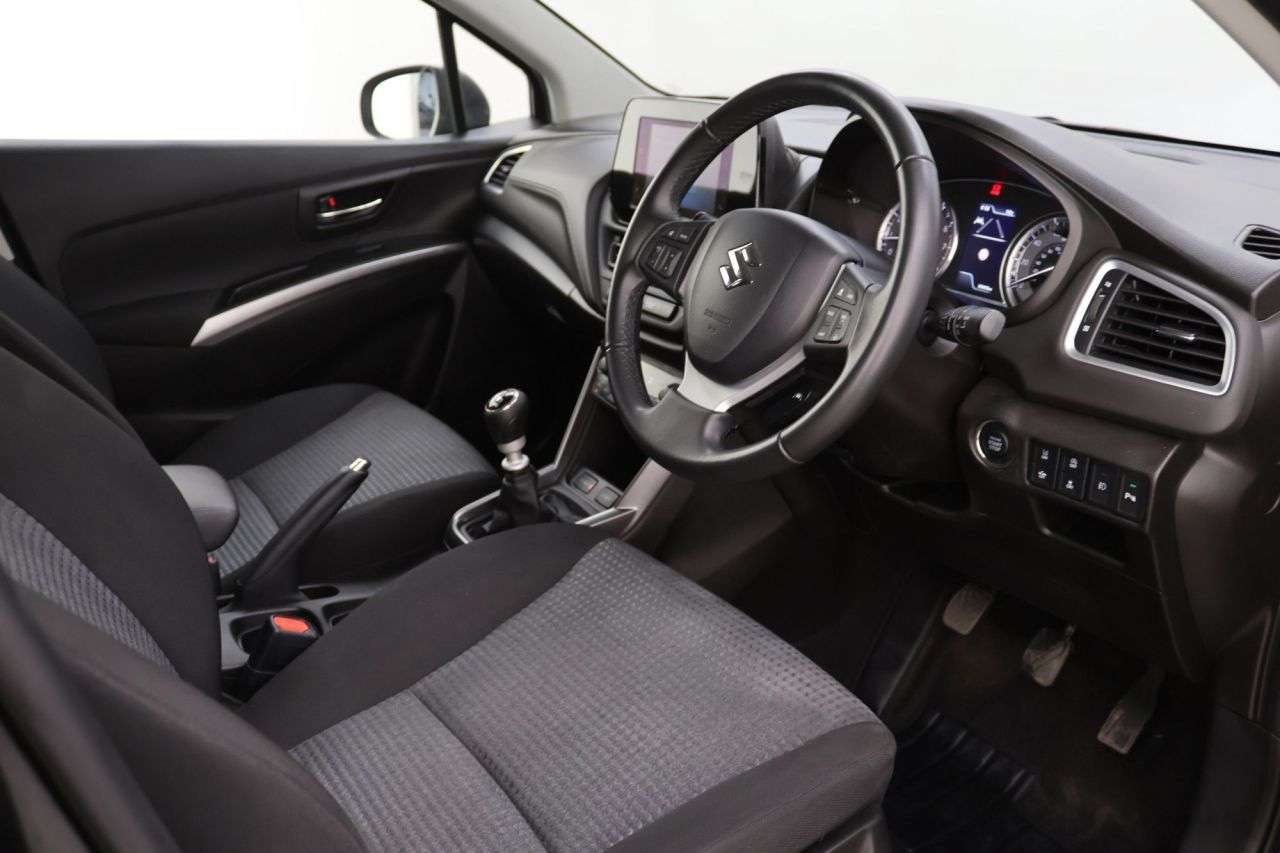 2023 SUZUKI S-CROSS 2023 SUZUKI S-CROSS