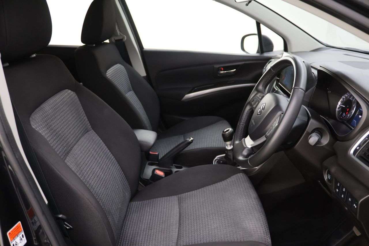 2023 SUZUKI S-CROSS 2023 SUZUKI S-CROSS