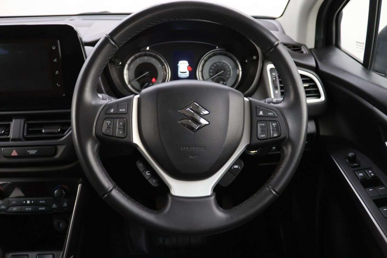2023 SUZUKI S-CROSS 2023 SUZUKI S-CROSS