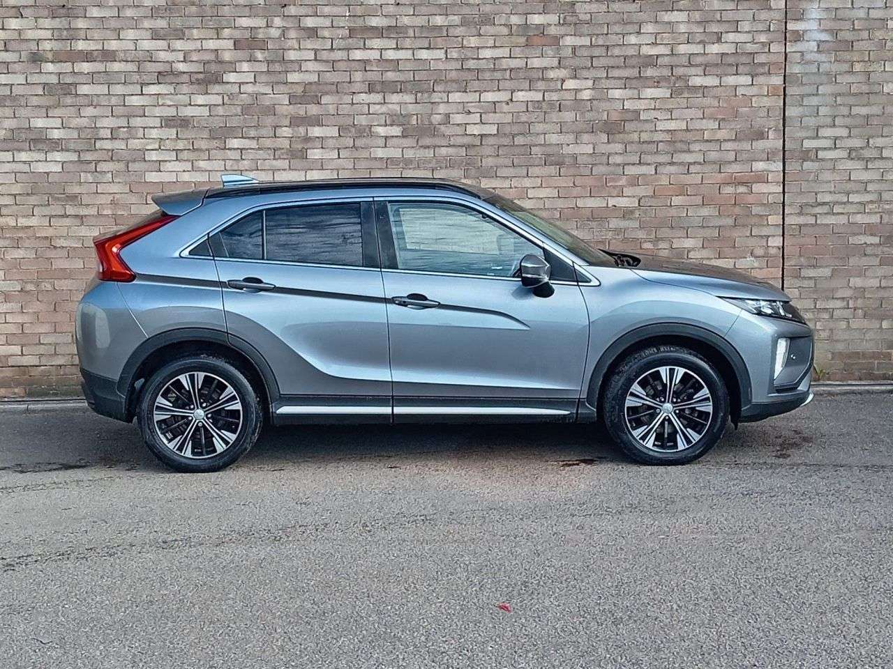 A 2019 MITSUBISHI ECLIPSE CROSS 1.5T Dynamic SUV 5dr Petrol Manual Euro 6 (s/s) (163 ps) A 2019 MITSUBISHI ECLIPSE CROSS 1.5T Dynamic SUV 5dr Petrol Manual Euro 6 (s/s) (163 ps)