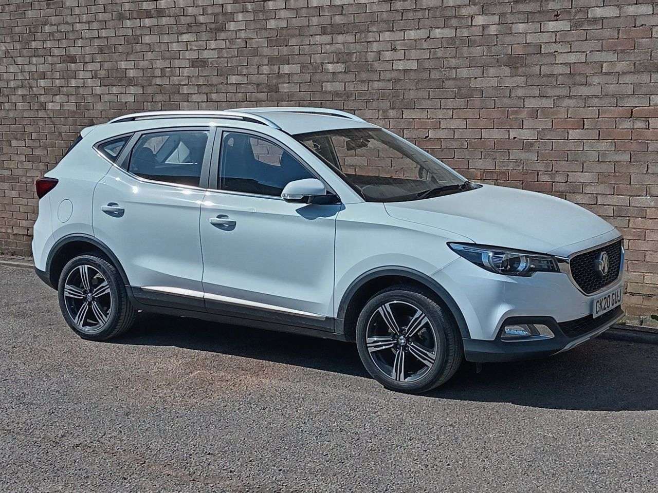 A 2020 MG MG ZS 1.5 VTi-TECH Exclusive SUV 5dr Petrol Manual Euro 6 (s/s) (106 ps) A 2020 MG MG ZS 1.5 VTi-TECH Exclusive SUV 5dr Petrol Manual Euro 6 (s/s) (106 ps)