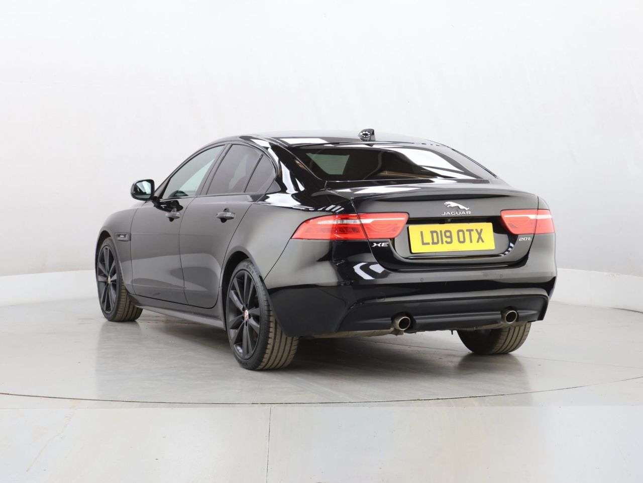 2019 JAGUAR XE 2019 JAGUAR XE