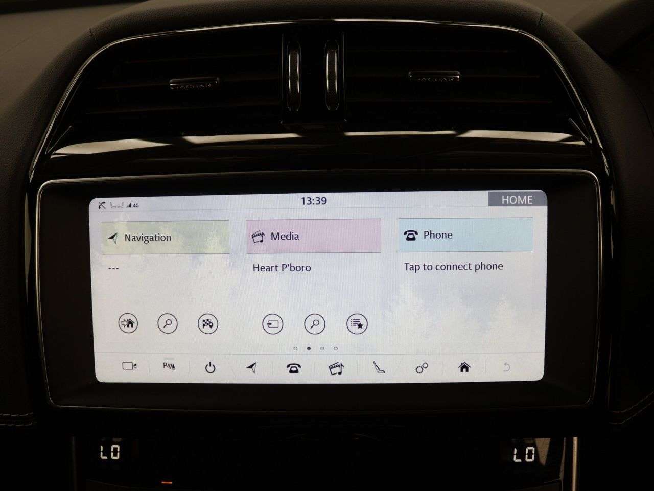 2019 JAGUAR XE 2019 JAGUAR XE