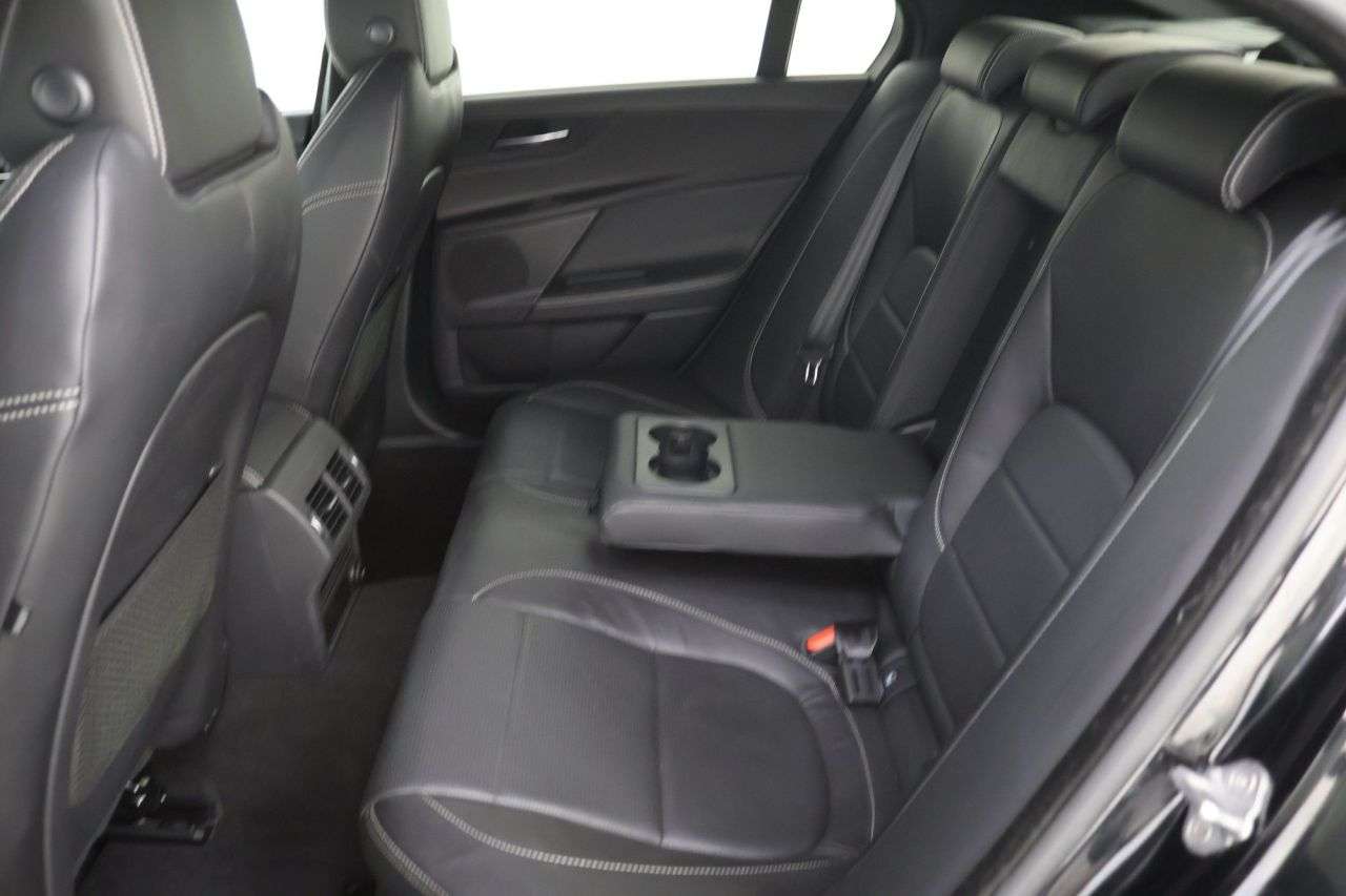 2019 JAGUAR XE 2019 JAGUAR XE